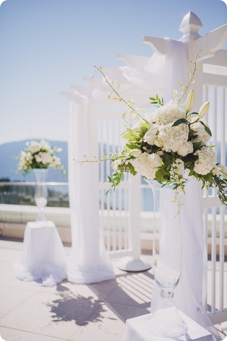 Sparkling-Hill-Resort-wedding_Chinese-Tea-Ceremony_Kalamalka-Lake-portraits_Okanagan-wedding-photographer-Kelowna-Vernon_155832_by-Kevin-Trowbridge