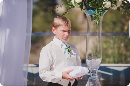 Sparkling-Hill-Resort-wedding_Chinese-Tea-Ceremony_Kalamalka-Lake-portraits_Okanagan-wedding-photographer-Kelowna-Vernon_161756_by-Kevin-Trowbridge