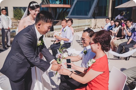 Sparkling-Hill-Resort-wedding_Chinese-Tea-Ceremony_Kalamalka-Lake-portraits_Okanagan-wedding-photographer-Kelowna-Vernon_161747_by-Kevin-Trowbridge