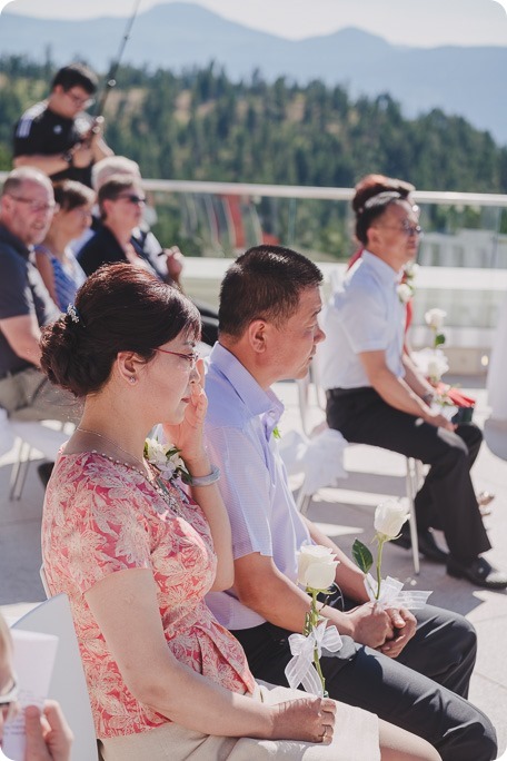 Sparkling-Hill-Resort-wedding_Chinese-Tea-Ceremony_Kalamalka-Lake-portraits_Okanagan-wedding-photographer-Kelowna-Vernon_162018_by-Kevin-Trowbridge