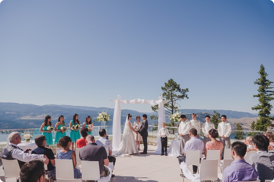 Sparkling-Hill-Resort-wedding_Chinese-Tea-Ceremony_Kalamalka-Lake-portraits_Okanagan-wedding-photographer-Kelowna-Vernon_161846_by-Kevin-Trowbridge