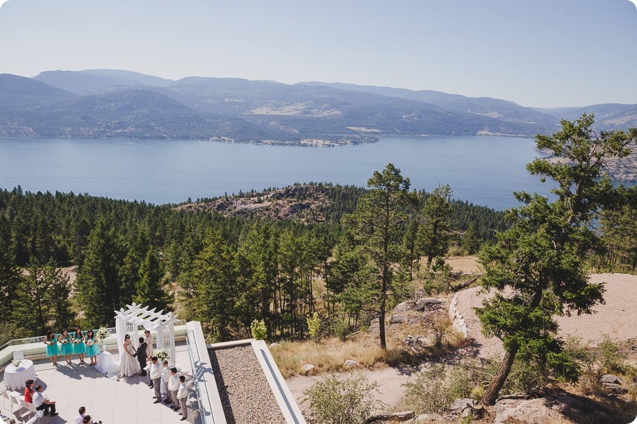 Sparkling-Hill-Resort-wedding_Chinese-Tea-Ceremony_Kalamalka-Lake-portraits_Okanagan-wedding-photographer-Kelowna-Vernon_162328_by-Kevin-Trowbridge