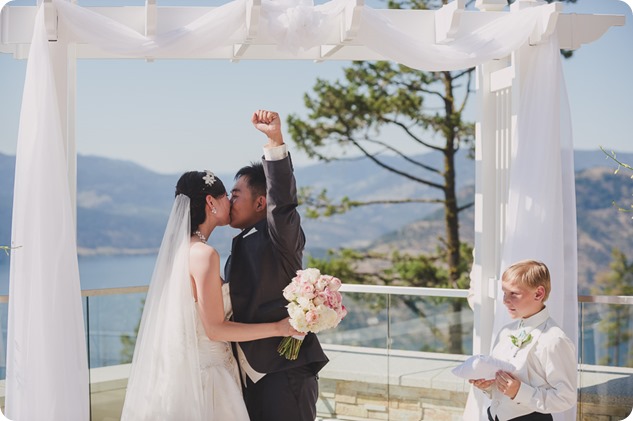 Sparkling-Hill-Resort-wedding_Chinese-Tea-Ceremony_Kalamalka-Lake-portraits_Okanagan-wedding-photographer-Kelowna-Vernon_163548_by-Kevin-Trowbridge