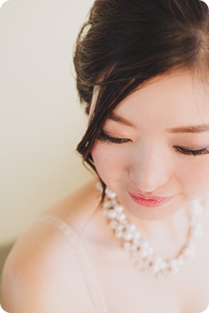 Sparkling-Hill-Resort-wedding_Chinese-Tea-Ceremony_Kalamalka-Lake-portraits_Okanagan-wedding-photographer-Kelowna-Vernon_183311_by-Kevin-Trowbridge