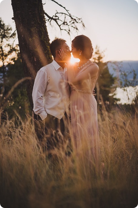 Sparkling-Hill-Resort-wedding_Chinese-Tea-Ceremony_Kalamalka-Lake-portraits_Okanagan-wedding-photographer-Kelowna-Vernon_204024_by-Kevin-Trowbridge