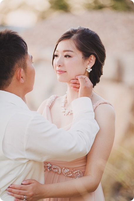 Sparkling-Hill-Resort-wedding_Chinese-Tea-Ceremony_Kalamalka-Lake-portraits_Okanagan-wedding-photographer-Kelowna-Vernon_204138_by-Kevin-Trowbridge