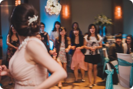 Sparkling-Hill-Resort-wedding_Chinese-Tea-Ceremony_Kalamalka-Lake-portraits_Okanagan-wedding-photographer-Kelowna-Vernon_211238_by-Kevin-Trowbridge