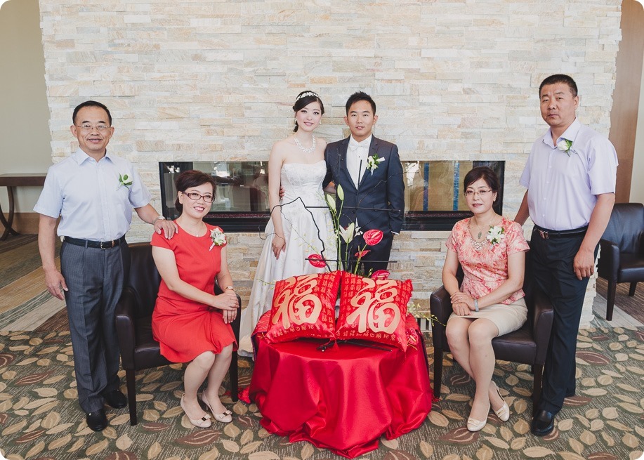 Sparkling-Hill-Resort-wedding_Chinese-Tea-Ceremony_Kalamalka-Lake-portraits_Okanagan-wedding-photographer-Kelowna-Vernon_124531_by-Kevin-Trowbridge