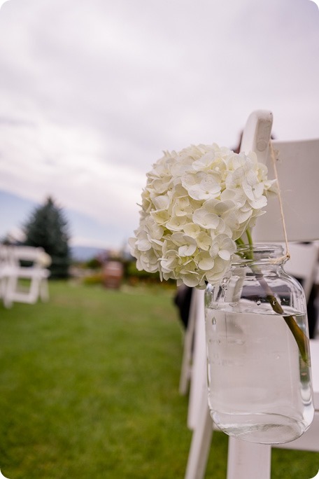 Harvest-Golf-Club-wedding_orchard-classic-car_Kelowna-photographer__145554_by-Kevin-Trowbridge