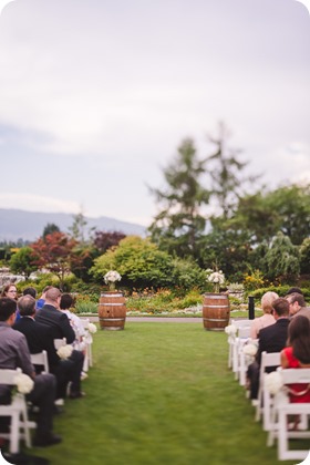 Harvest-Golf-Club-wedding_orchard-classic-car_Kelowna-photographer__151514_by-Kevin-Trowbridge