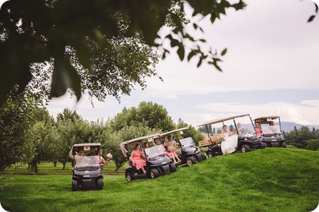 Harvest-Golf-Club-wedding_orchard-classic-car_Kelowna-photographer__162612_by-Kevin-Trowbridge