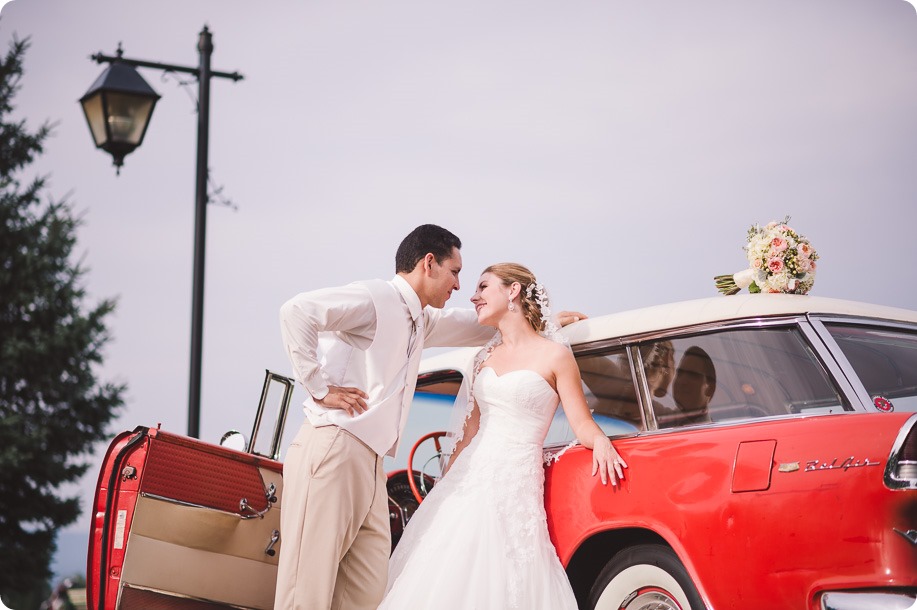 Harvest-Golf-Club-wedding_orchard-classic-car_Kelowna-photographer__173119_by-Kevin-Trowbridge