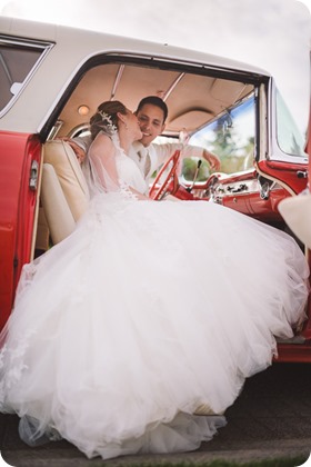 Harvest-Golf-Club-wedding_orchard-classic-car_Kelowna-photographer__173447_by-Kevin-Trowbridge