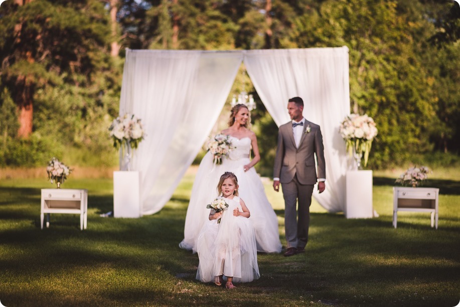 Fintry-Estate-wedding_manor-park-lakeside__by-Kevin-Trowbridge-photography_Okanagan-26