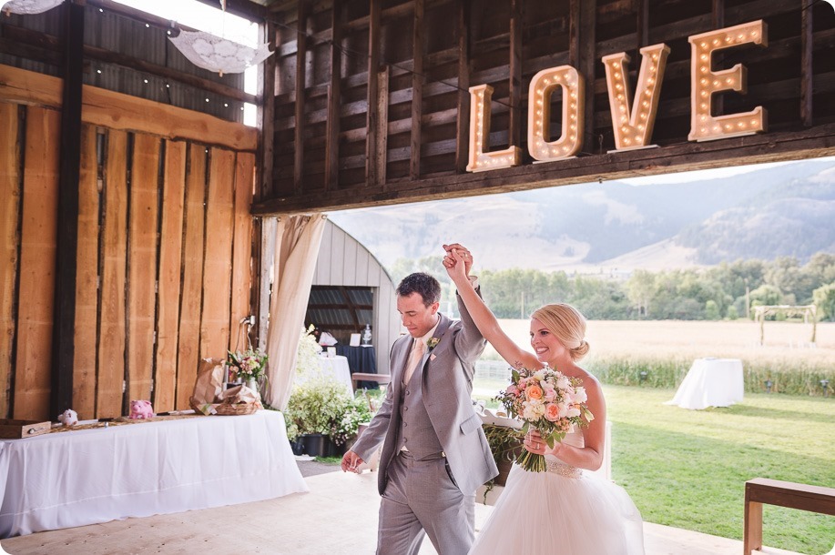 Vernon-Barn-wedding_Silver-Sage-Stables_vintage-decor_Kalamalka-lake-farm_Okanagan-photographer__by-Kevin-Trowbridge-photography_Kelowna_190008