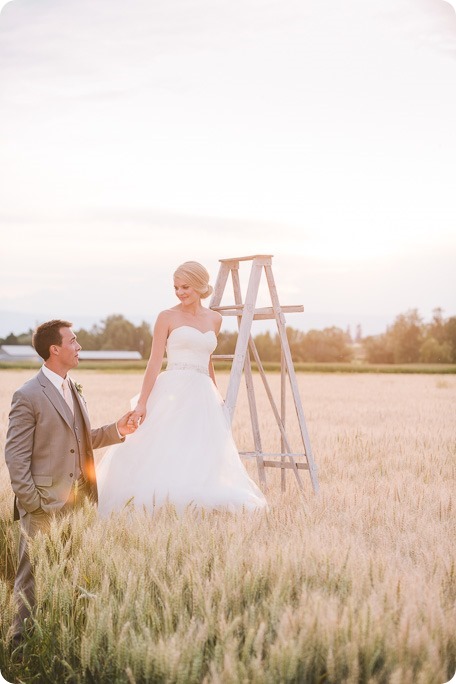 Vernon-Barn-wedding_Silver-Sage-Stables_vintage-decor_Kalamalka-lake-farm_Okanagan-photographer__by-Kevin-Trowbridge-photography_Kelowna_195340