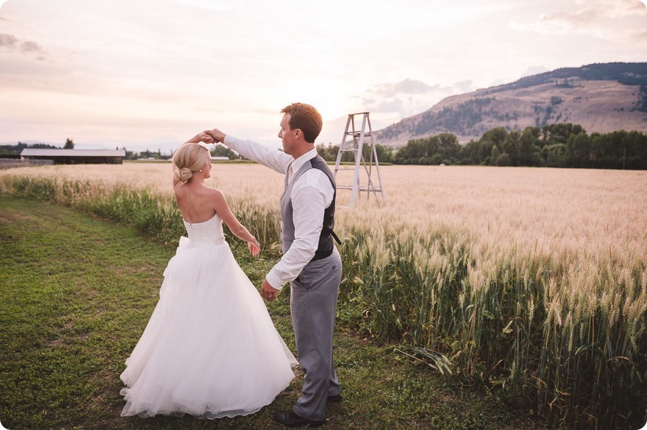 Vernon-Barn-wedding_Silver-Sage-Stables_vintage-decor_Kalamalka-lake-farm_Okanagan-photographer__by-Kevin-Trowbridge-photography_Kelowna_200256