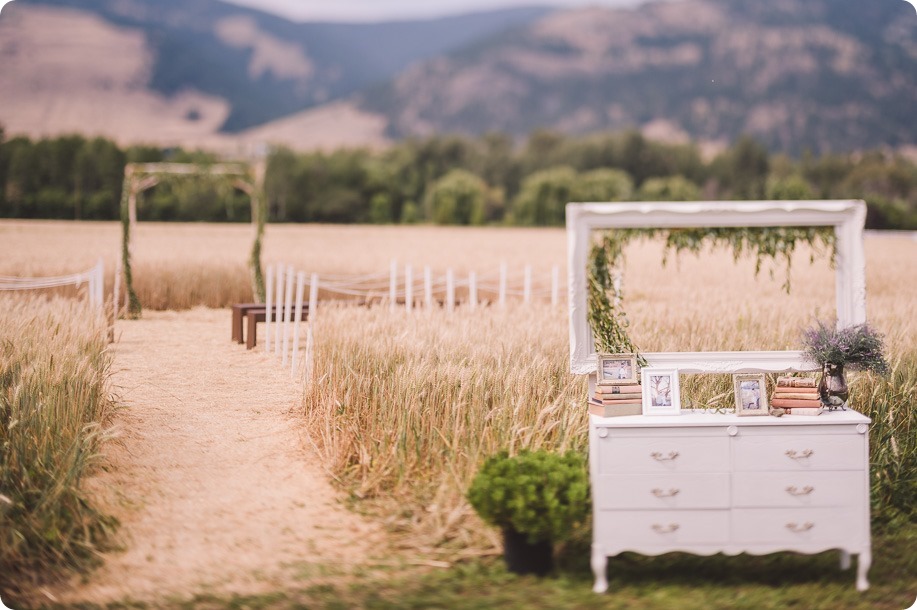 Vernon-Barn-wedding_Silver-Sage-Stables_vintage-decor_Kalamalka-lake-farm_Okanagan-photographer__by-Kevin-Trowbridge-photography_Kelowna_44693