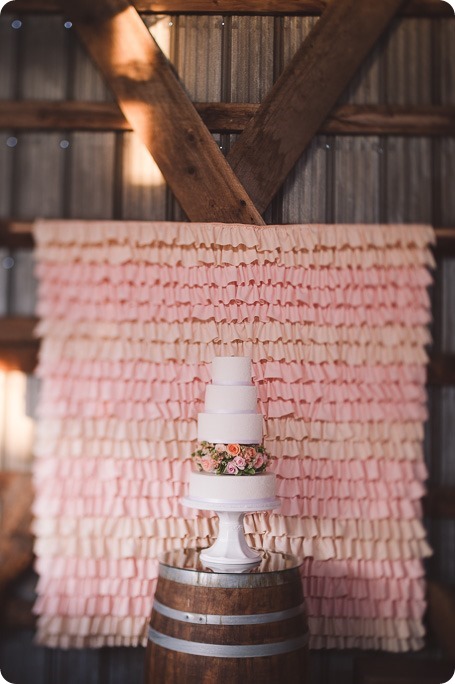 Vernon-Barn-wedding_Silver-Sage-Stables_vintage-decor_Kalamalka-lake-farm_Okanagan-photographer__by-Kevin-Trowbridge-photography_Kelowna_194749