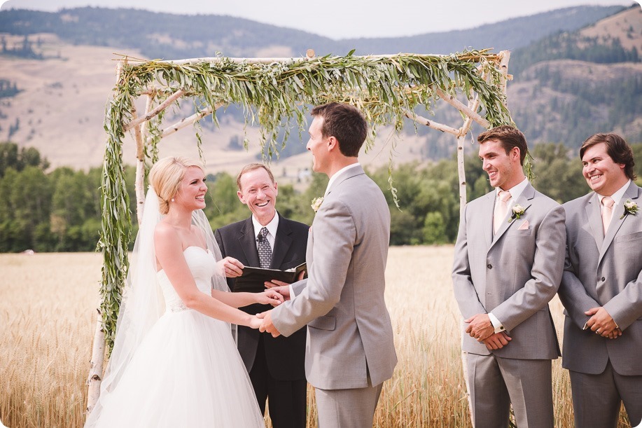 Vernon-Barn-wedding_Silver-Sage-Stables_vintage-decor_Kalamalka-lake-farm_Okanagan-photographer__by-Kevin-Trowbridge-photography_Kelowna_153732