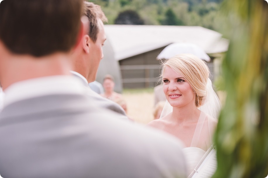 Vernon-Barn-wedding_Silver-Sage-Stables_vintage-decor_Kalamalka-lake-farm_Okanagan-photographer__by-Kevin-Trowbridge-photography_Kelowna_153806