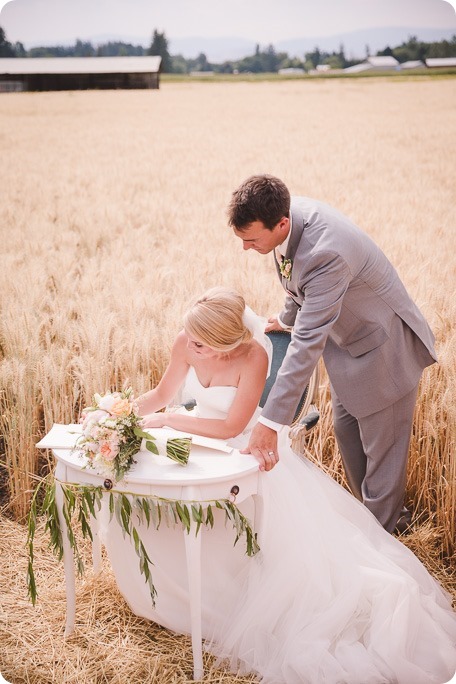 Vernon-Barn-wedding_Silver-Sage-Stables_vintage-decor_Kalamalka-lake-farm_Okanagan-photographer__by-Kevin-Trowbridge-photography_Kelowna_154505