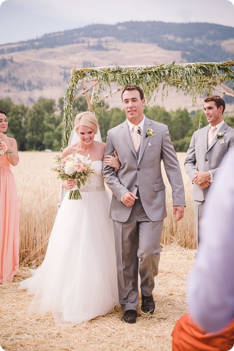 Vernon-Barn-wedding_Silver-Sage-Stables_vintage-decor_Kalamalka-lake-farm_Okanagan-photographer__by-Kevin-Trowbridge-photography_Kelowna_155006