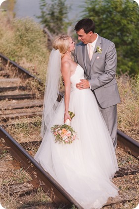 Vernon-Barn-wedding_Silver-Sage-Stables_vintage-decor_Kalamalka-lake-farm_Okanagan-photographer__by-Kevin-Trowbridge-photography_Kelowna_171659