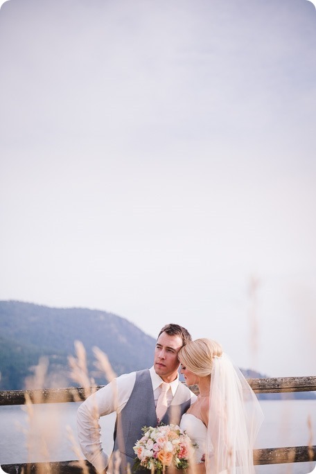 Vernon-Barn-wedding_Silver-Sage-Stables_vintage-decor_Kalamalka-lake-farm_Okanagan-photographer__by-Kevin-Trowbridge-photography_Kelowna_175126