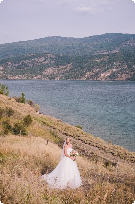 Vernon-Barn-wedding_Silver-Sage-Stables_vintage-decor_Kalamalka-lake-farm_Okanagan-photographer__by-Kevin-Trowbridge-photography_Kelowna_175304