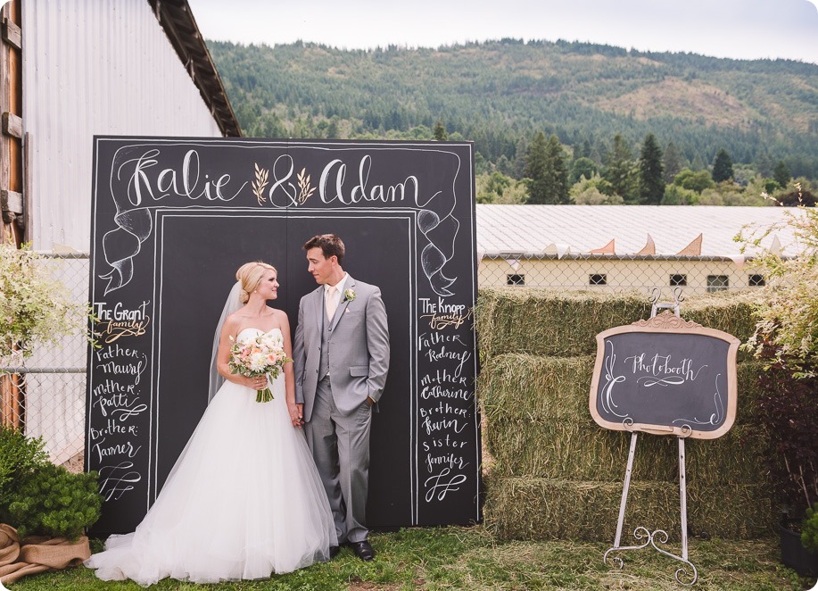 Vernon-Barn-wedding_Silver-Sage-Stables_vintage-decor_Kalamalka-lake-farm_Okanagan-photographer__by-Kevin-Trowbridge-photography_Kelowna_143835