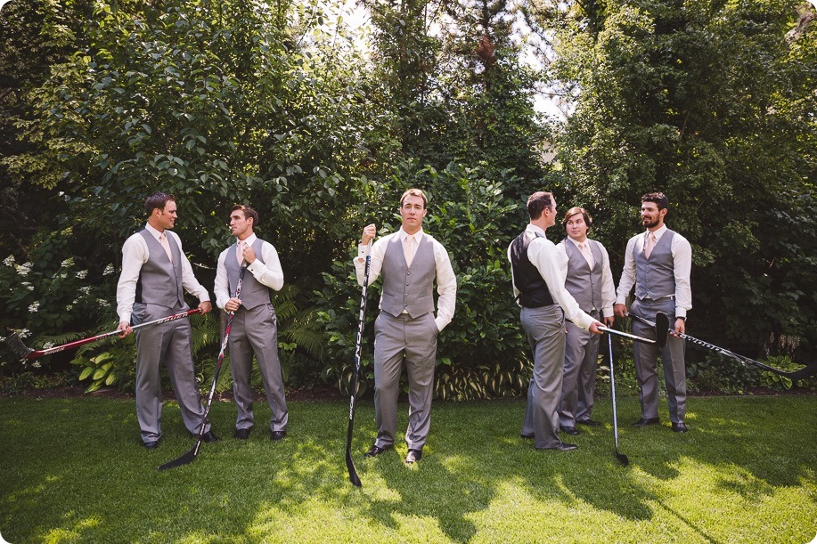 Vernon-Barn-wedding_vintage-decor_Kalamalka-lake-farm-Okanagan-photographer_09b_by-Kevin-Trowbridge-photography_Kelowna