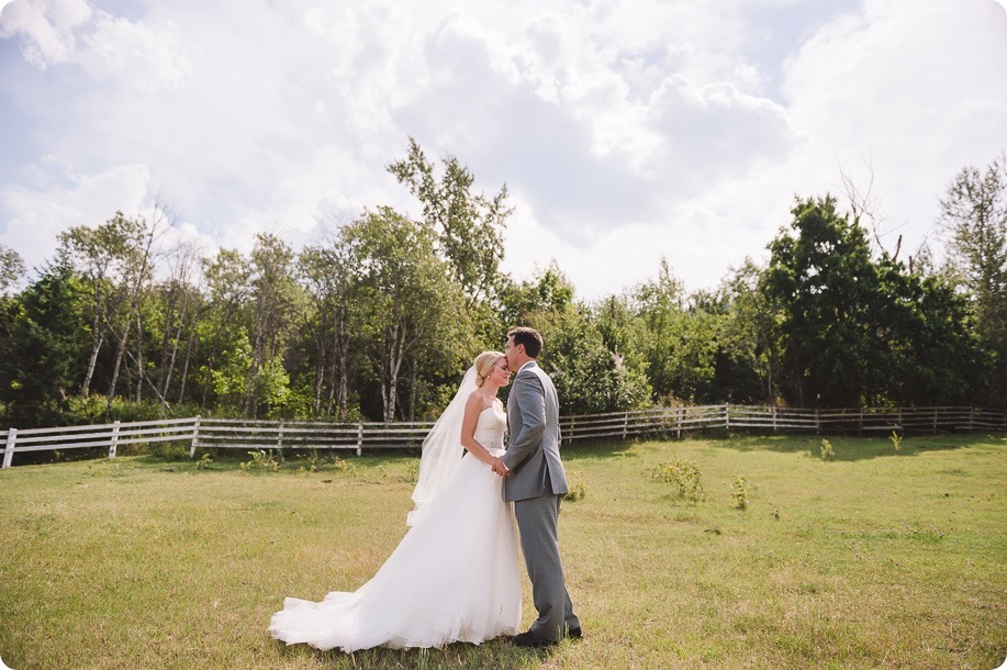 Vernon-Barn-wedding_vintage-decor_Kalamalka-lake-farm-Okanagan-photographer_27_by-Kevin-Trowbridge-photography_Kelowna