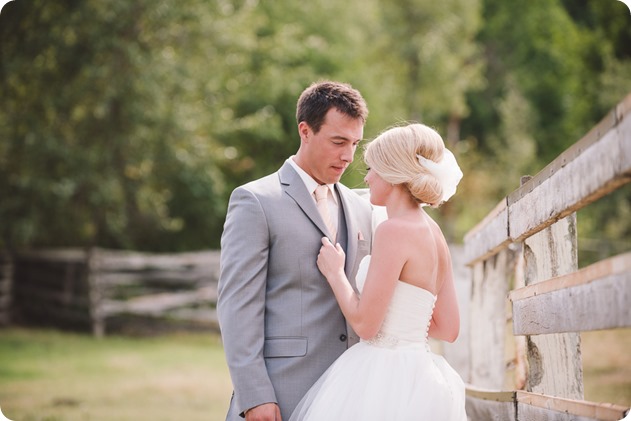 Vernon-Barn-wedding_vintage-decor_Kalamalka-lake-farm-Okanagan-photographer_30_by-Kevin-Trowbridge-photography_Kelowna