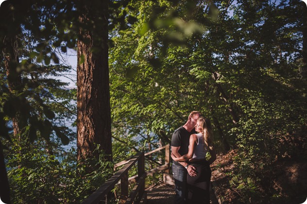 Okanagan-engagement-session_lake-boating-surf-wakeboarding-swim_by-Kevin-Trowbridge-photography_Kelowna_41621