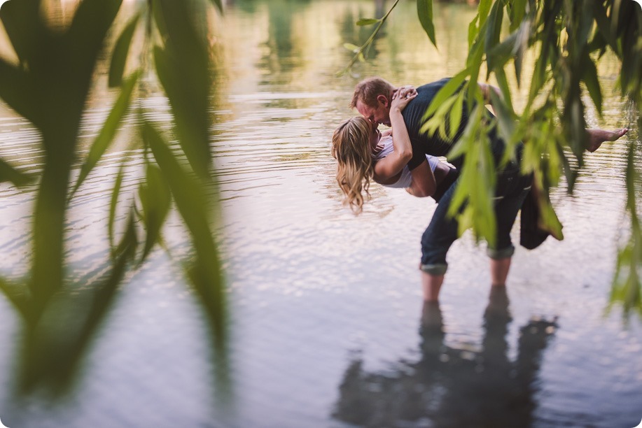 Okanagan-engagement-session_lake-boating-surf-wakeboarding-swim_by-Kevin-Trowbridge-photography_Kelowna_84415