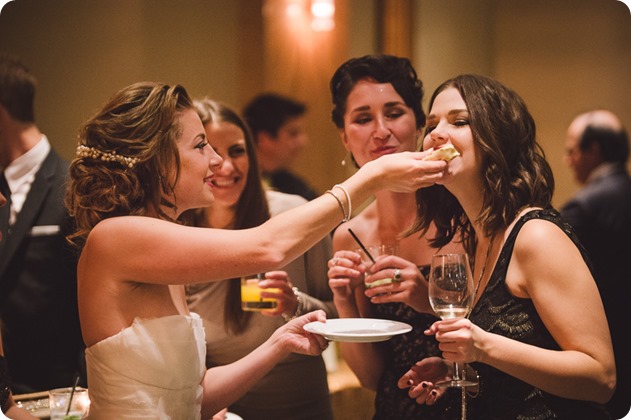 Sparkling-Hill-wedding_Gatsby-gold-glam_Okanagan-photographer_Victoria-and-Callum_by-Kevin-Trowbridge-photography_Kelowna_204442