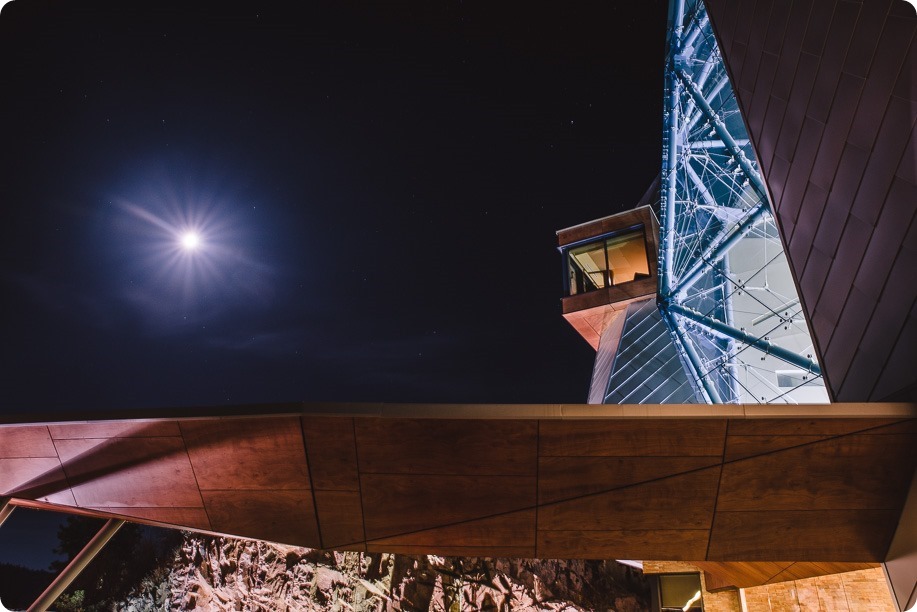 Sparkling-Hill-wedding_Gatsby-gold-glam_Okanagan-photographer_Victoria-and-Callum_by-Kevin-Trowbridge-photography_Kelowna_213113