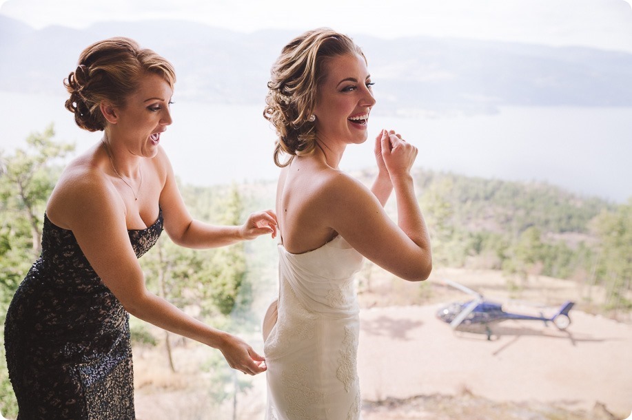 Sparkling-Hill-wedding_Gatsby-gold-glam_Okanagan-photographer_Victoria-and-Callum_by-Kevin-Trowbridge-photography_Kelowna_135228