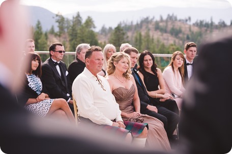 Sparkling-Hill-wedding_Gatsby-gold-glam_Okanagan-photographer_Victoria-and-Callum_by-Kevin-Trowbridge-photography_Kelowna_141941