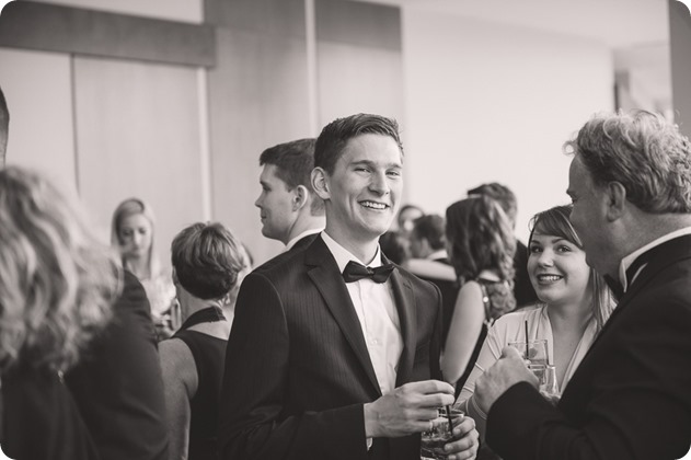 Sparkling-Hill-wedding_Gatsby-gold-glam_Okanagan-photographer_Victoria-and-Callum_by-Kevin-Trowbridge-photography_Kelowna_150317-2