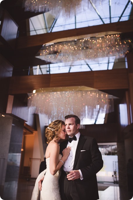 Sparkling-Hill-wedding_Gatsby-gold-glam_Okanagan-photographer_Victoria-and-Callum_by-Kevin-Trowbridge-photography_Kelowna_164350