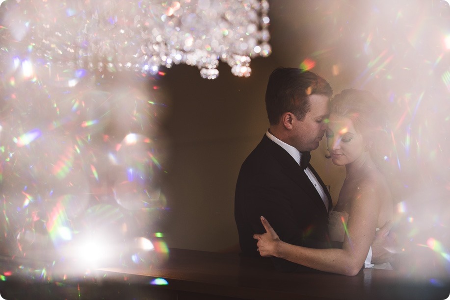 Sparkling-Hill-wedding_Gatsby-gold-glam_Okanagan-photographer_Victoria-and-Callum_by-Kevin-Trowbridge-photography_Kelowna_165845