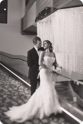 Sparkling-Hill-wedding_Gatsby-gold-glam_Okanagan-photographer_Victoria-and-Callum_by-Kevin-Trowbridge-photography_Kelowna_170114-2