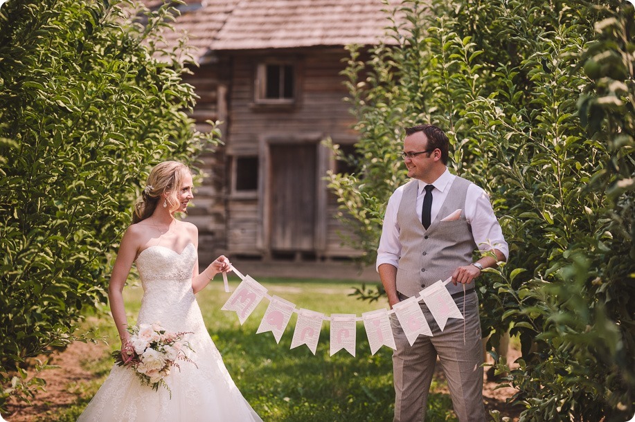 Elysium-Gardens-wedding_Hotel-Eldorado_Ice-Cream-Truck_Okanagan-Lake-portraits_100_by-Kevin-Trowbridge-photography_Kelowna