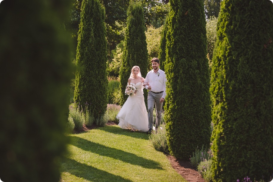 Elysium-Gardens-wedding_Hotel-Eldorado_Ice-Cream-Truck_Okanagan-Lake-portraits_125_by-Kevin-Trowbridge-photography_Kelowna