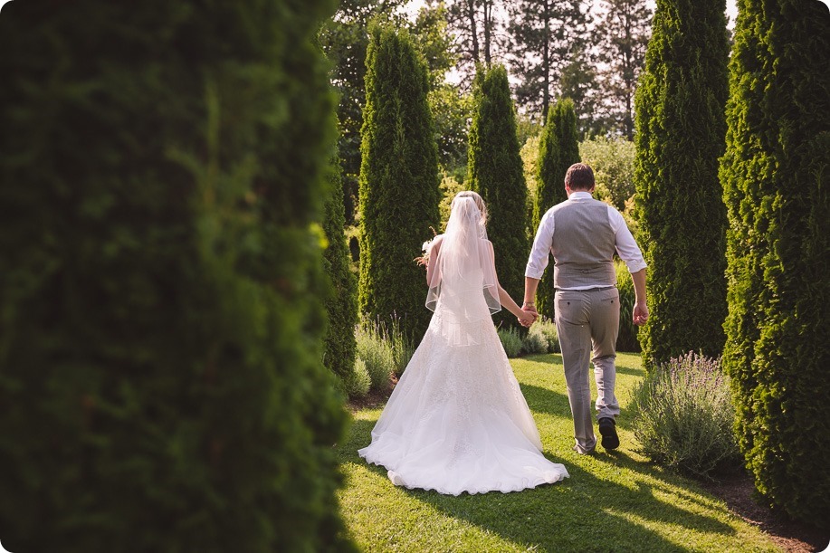 Elysium-Gardens-wedding_Hotel-Eldorado_Ice-Cream-Truck_Okanagan-Lake-portraits_177_by-Kevin-Trowbridge-photography_Kelowna