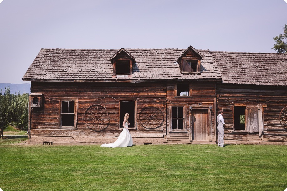 Elysium-Gardens-wedding_Hotel-Eldorado_Ice-Cream-Truck_Okanagan-Lake-portraits_48_by-Kevin-Trowbridge-photography_Kelowna