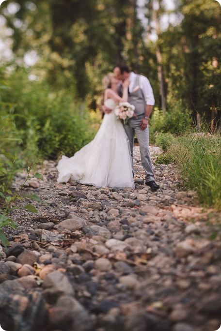 Elysium-Gardens-wedding_Hotel-Eldorado_Ice-Cream-Truck_Okanagan-Lake-portraits_80_by-Kevin-Trowbridge-photography_Kelowna