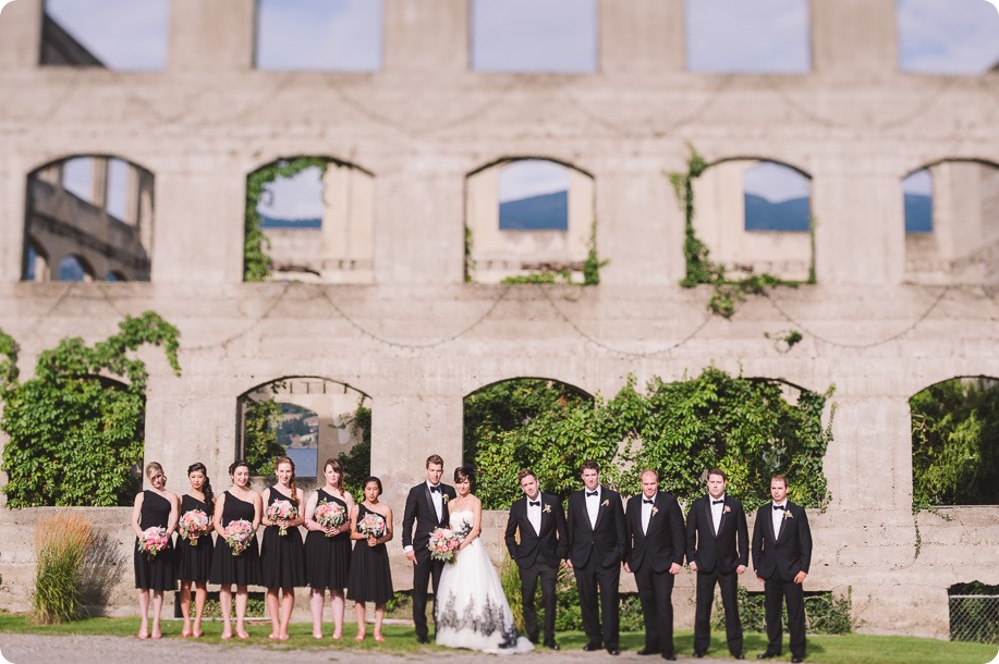 Penticton-Wedding_waterfront-Linden-Gardens_black-white_299_by-Kevin-Trowbridge-photography_Kelowna